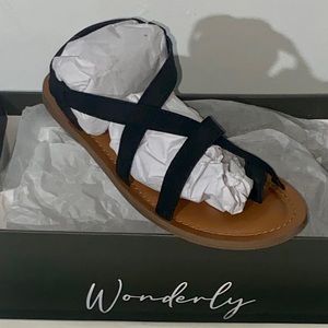 Wonderly Black Piper Sandals